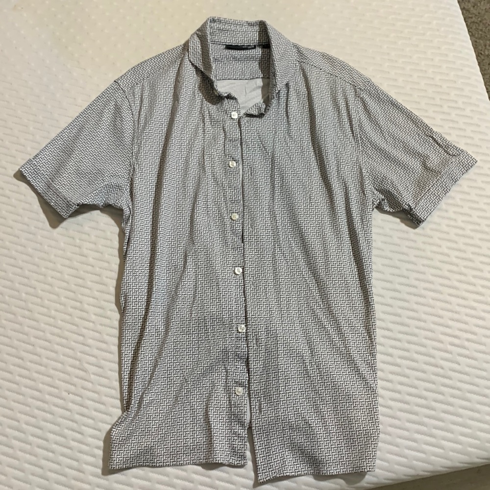 Murano liquid luxury slim fit short sleeve button up
